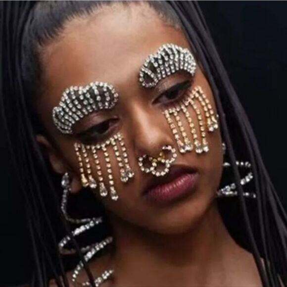NWOT Festival Face Jewelry 2 piece set